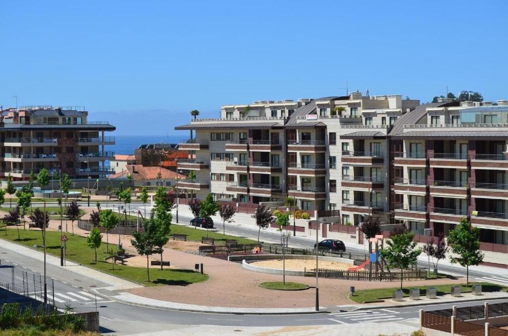 Acogedor apartamento con terraza en Portonovo Exterior foto